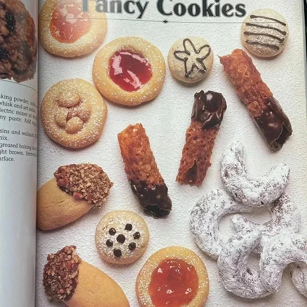 Mrs fields cookie cook book